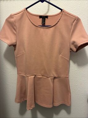 Forever 21 Dusty Blush Peplum Short Sleeve Top